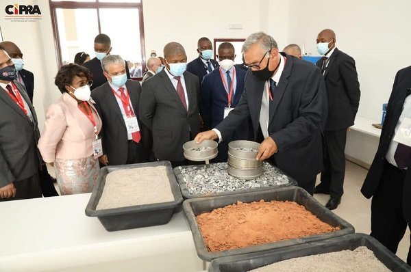 PRESIDENTE DA REPÚBLICA INAUGURA UNIVERSIDADE INTERNACIONAL DO CUANZA NA PROVÍNCIA DO BIÉ