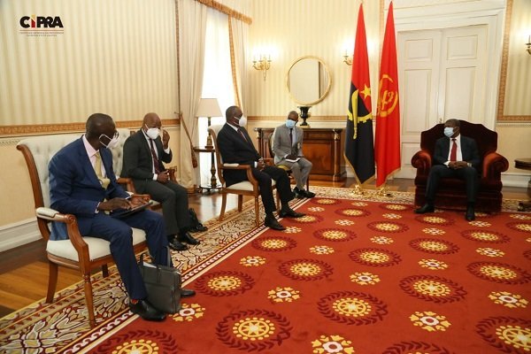 PRESIDENTE DO AFREXIMBANK RECEBIDO NO PALÁCIO PRESIDENCIAL